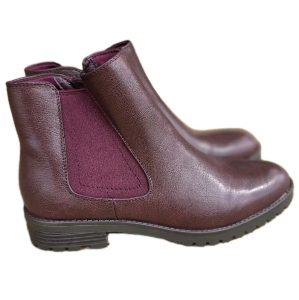 Baretraps Womens Daytona Lug Sole Boots Booties Size 9 Burgundy Red Comfort NEW